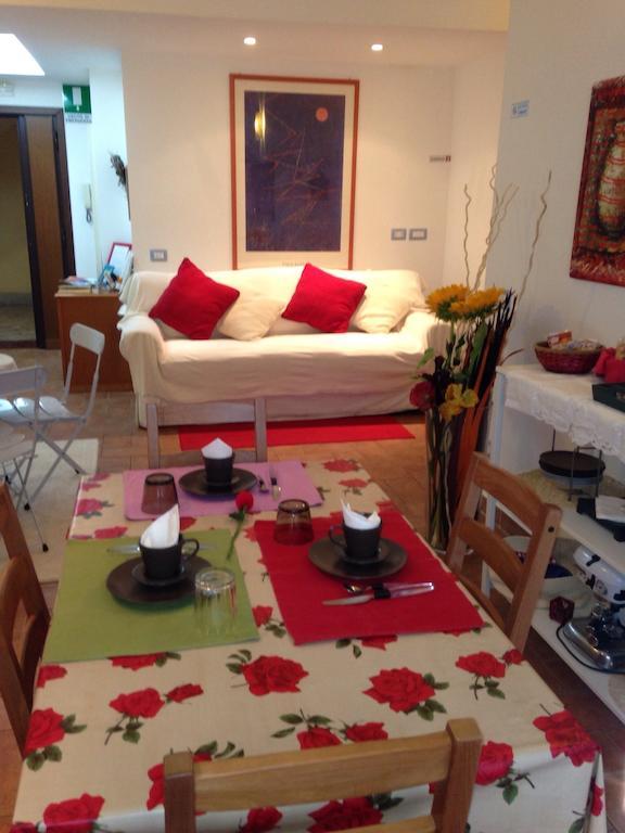 Bed and Breakfast Casa Degli Ubaldi Рим Екстер'єр фото